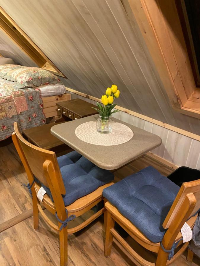 Charming Studio In-Law On Great East Lake Acton Экстерьер фото